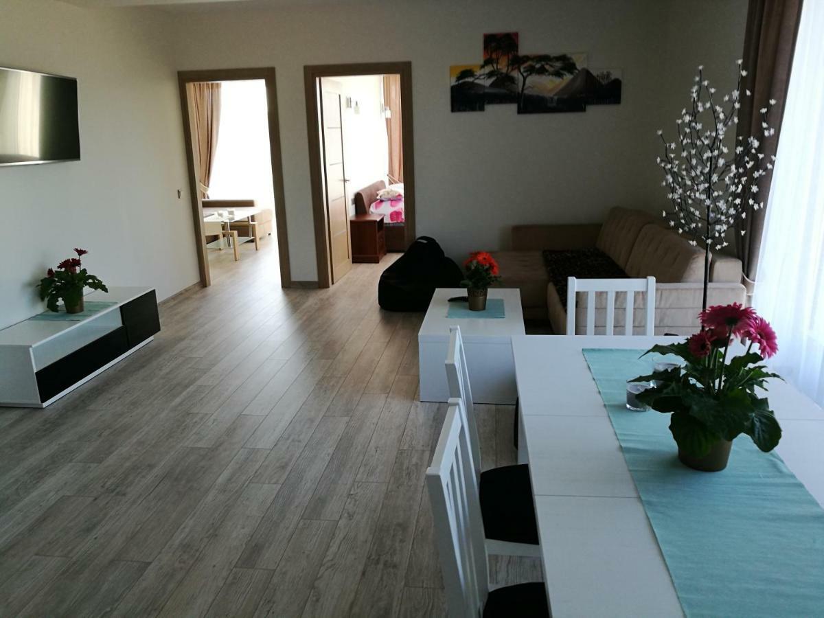 Azuolo Apartamentai *